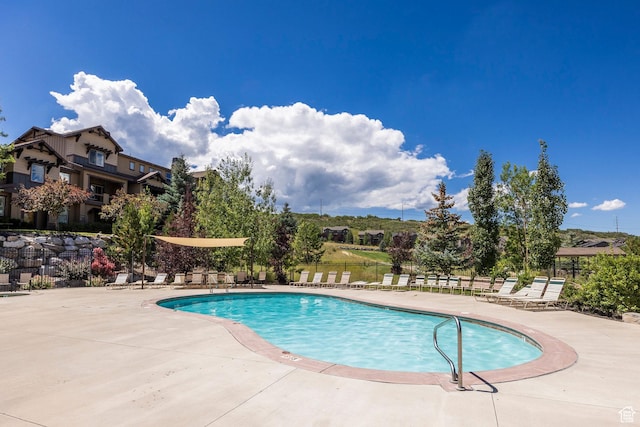 853 W Benjamin Pl, Kamas, UT 84036 - community pool with a patio and fence