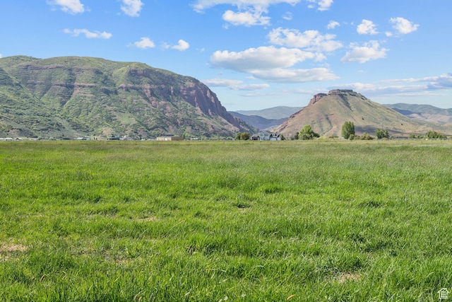 1450 N Henefer Rd, Henefer, UT 84033