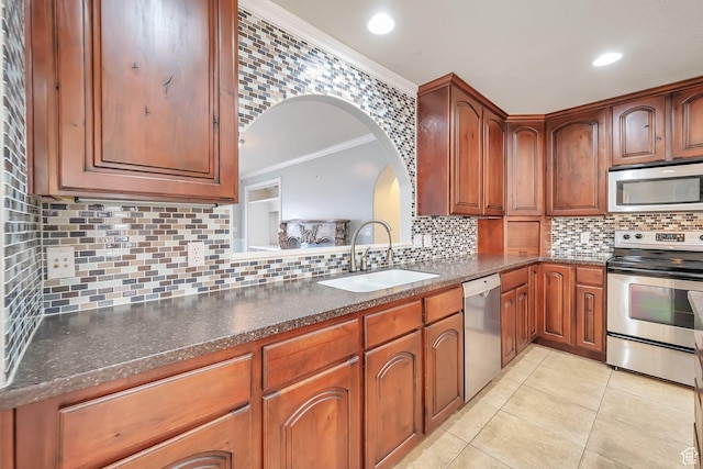1004 W Fox Hollow Dr, North Salt Lake, UT 84054