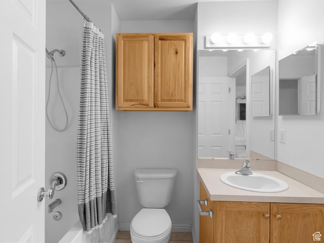476 W 365 S, Logan, UT 84321 - full bath featuring baseboards, shower / tub combo, toilet, and vanity