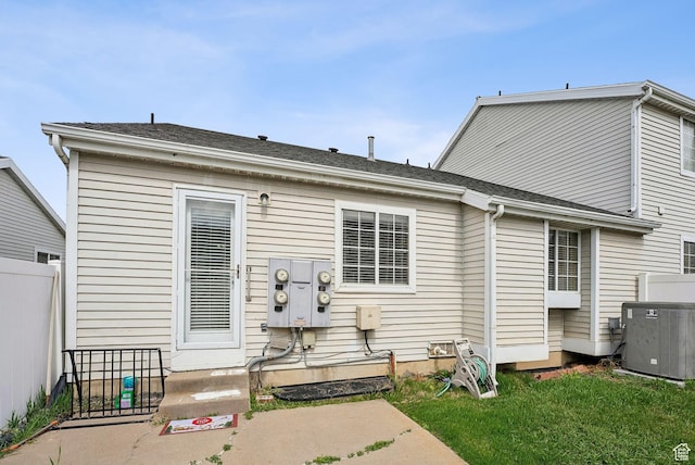 499 N 200 W Unit 8, Bountiful, UT 84010 - back of property with fence and cooling unit