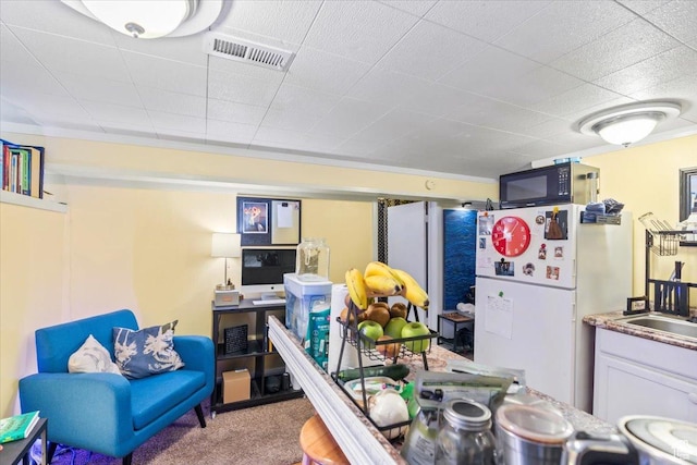 3824 S 500 E, South Salt Lake, UT 84106 - interior space with visible vents and carpet