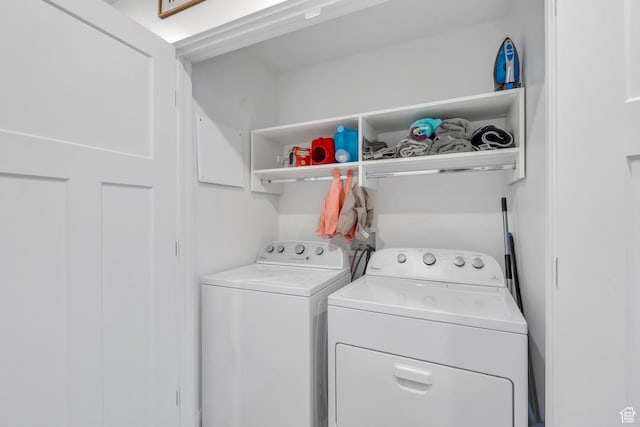 2740 E Kistler Aly, Eagle Mountain, UT 84005 - laundry area featuring washing machine and clothes dryer and laundry area