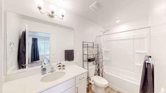 1410 S Divide Dr Unit 144, Santaquin, UT 84655 - full bath with toilet, vanity, ensuite bath, shower / bath combo with shower curtain, and visible vents