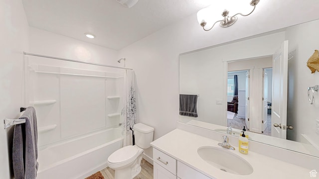 1410 S Divide Dr Unit 144, Santaquin, UT 84655 - bathroom featuring shower / tub combo with curtain, toilet, and vanity