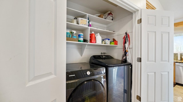 2484 Oakridge Dr, Spanish Fork, UT 84660 - washroom with washing machine and dryer, laundry area, and light wood-type flooring
