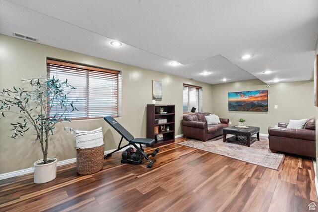 13968 S Hawberry Rd E, Draper, UT 84020 - living area featuring baseboards, visible vents, wood finished floors, and recessed lighting
