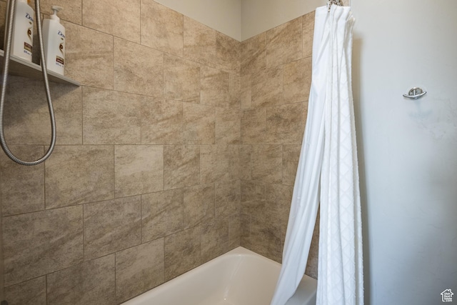 429 N 600 W, Moab, UT 84532 - bathroom featuring shower / bathtub combination with curtain