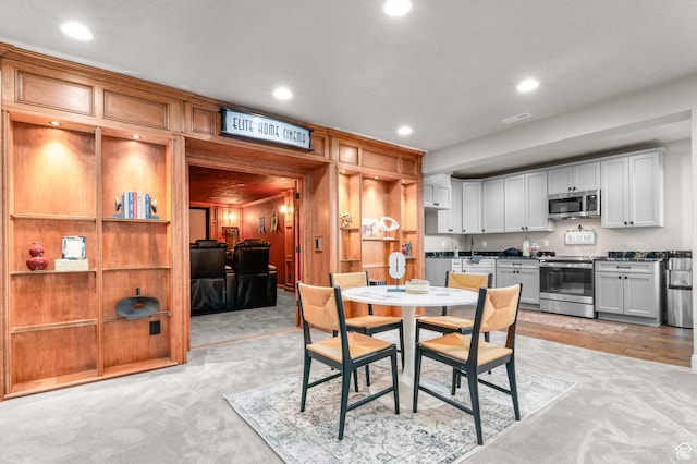 86 E 1675 S, Farmington, UT 84025 - dining area with light carpet, visible vents, and recessed lighting