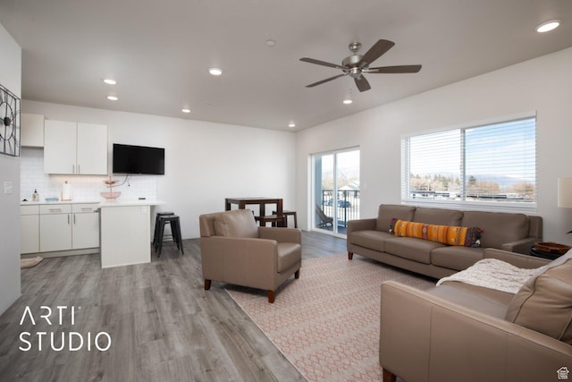 76 E 450 N, Ephraim, UT 84627 - living room featuring ceiling fan, light wood finished floors, and recessed lighting
