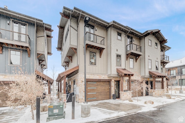 3676 Blackstone Dr, Park City, UT 84098 - snow covered property with a garage