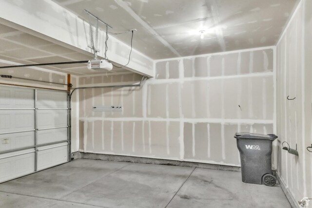 14292 S Autumn Path Ln W, Riverton, UT 84096 - garage with a garage door opener