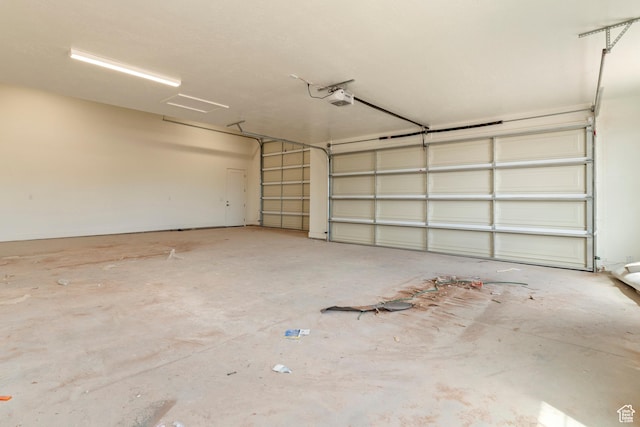 4416 W 1900 S, Cedar City, UT 84720 - garage featuring a garage door opener