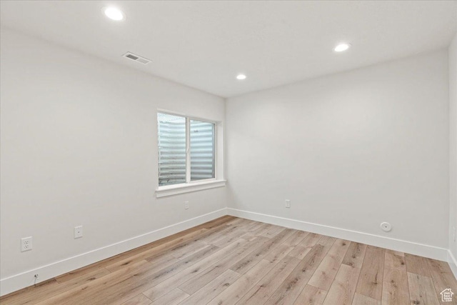 13192 S Lowick Ln, Herriman, UT 84096 - empty room with baseboards, visible vents, recessed lighting, and light wood-type flooring