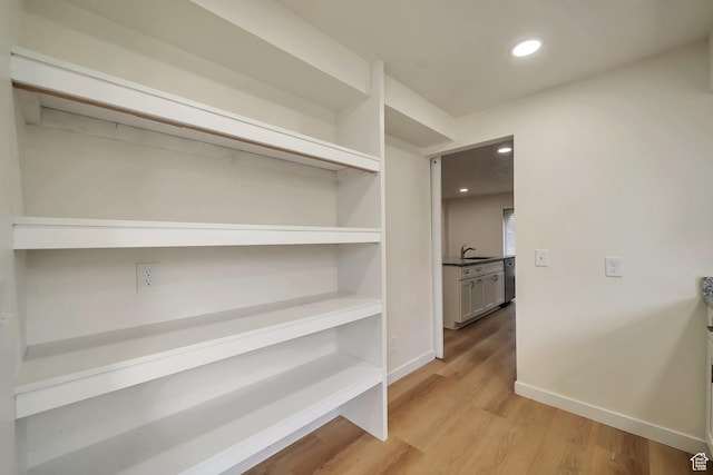 4195 W Kirkcaldy Cir S, South Jordan, UT 84009 - interior space with a sink