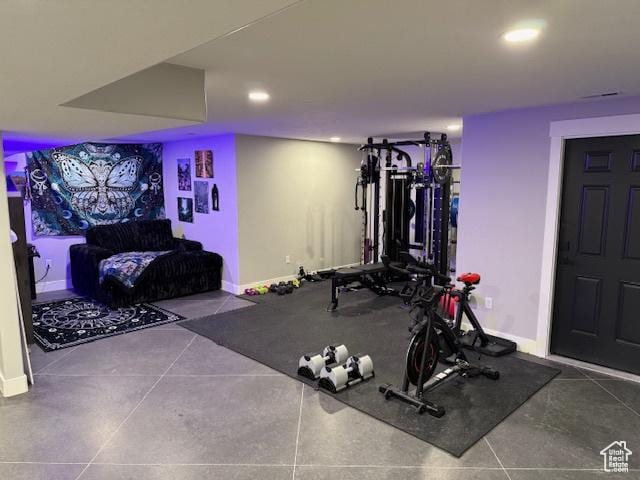 340 E 300 N, Moroni, UT 84646 - workout room with tile patterned flooring, baseboards, and recessed lighting