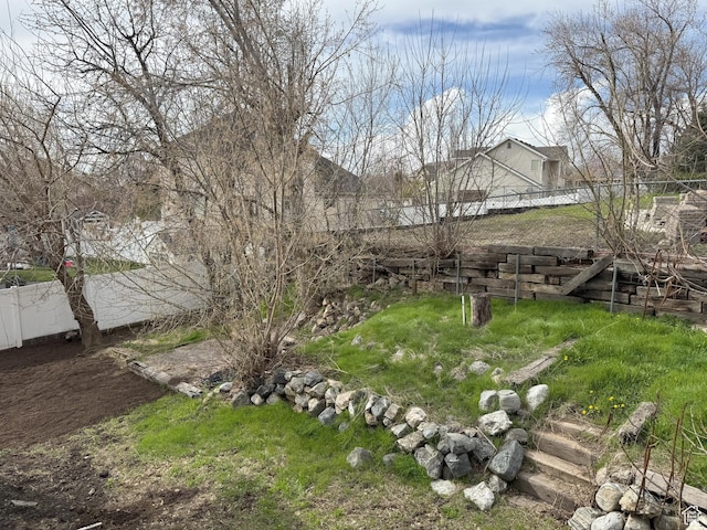95 E Continental Dr S Unit 61-G, Farmington, UT 84025 - view of yard with fence