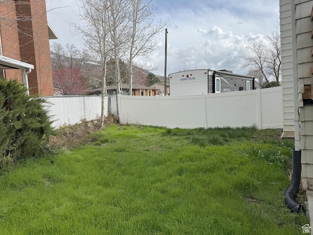95 E Continental Dr S Unit 61-G, Farmington, UT 84025 - view of yard with fence