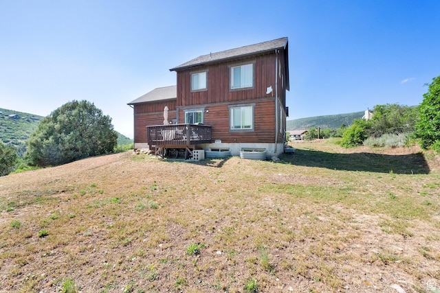 8374 E Lake Pines Dr Unit 269, Heber City, UT 84032 - back of property with a wooden deck and a lawn