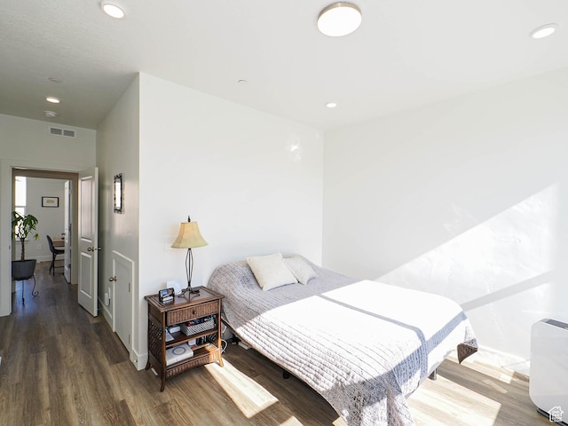10638 S Pipestone Way W Unit 136, South Jordan, UT 84009 - bedroom featuring wood finished floors, baseboards, and recessed lighting