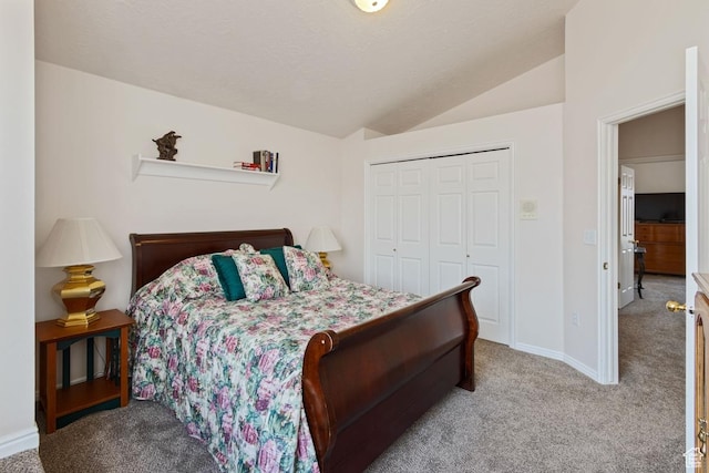 846 E Holroyd S, South Ogden, UT 84403 - carpeted bedroom featuring baseboards, a closet, and vaulted ceiling