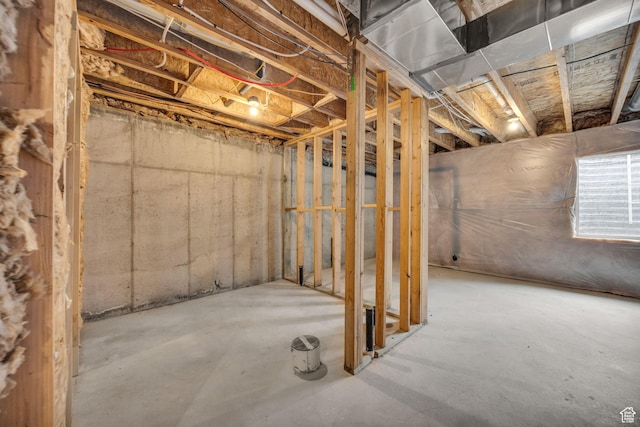 864 N Gleneagles Ct W, Tooele, UT 84074 - view of below grade area