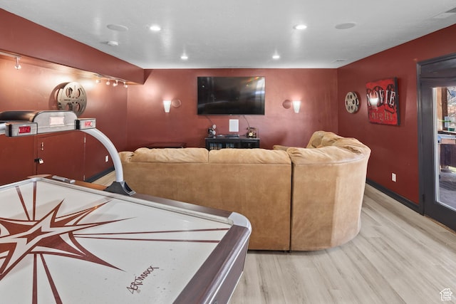 98 E Mt Peale Dr, Moab, UT 84532 - cinema room featuring baseboards, light wood-type flooring, visible vents, and recessed lighting