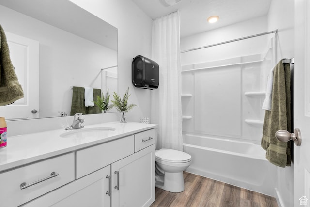1596 S 3740 E Unit 1358, Spanish Fork, UT 84660 - bathroom featuring vanity, toilet, shower / bath combo, and wood finished floors