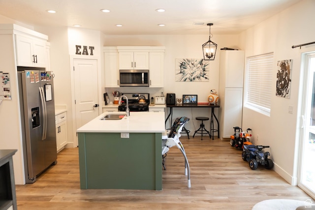 686 N 275 W Unit 1, La Verkin, UT 84745 - kitchen featuring white cabinetry, recessed lighting, light wood-style floors, and appliances with stainless steel finishes