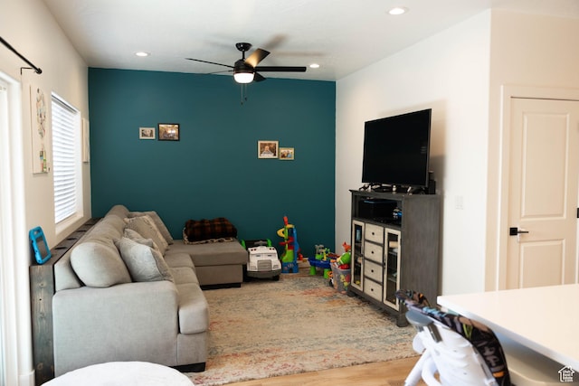 686 N 275 W Unit 1, La Verkin, UT 84745 - living room featuring ceiling fan, wood finished floors, and recessed lighting
