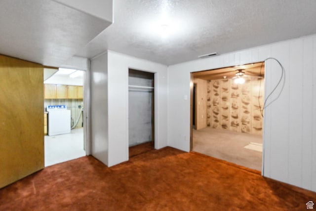 605 E 400 N, Richfield, UT 84701 - unfurnished bedroom featuring washer / dryer, carpet, and a closet