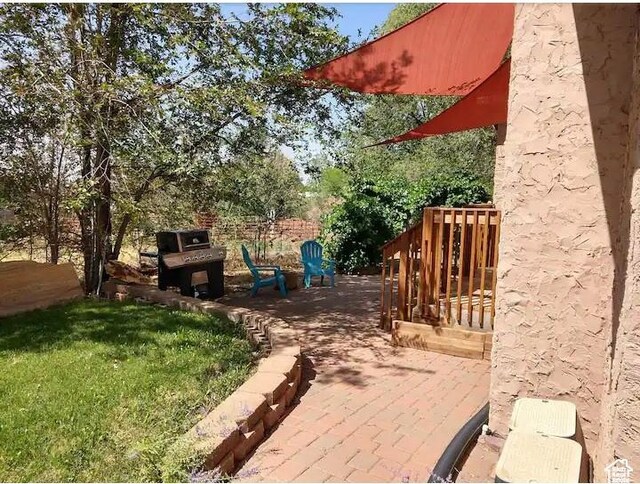 8 S 400 W, Blanding, UT 84511 - view of yard featuring a patio area