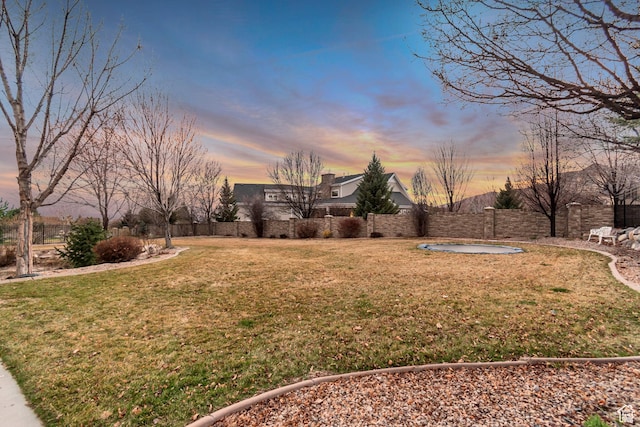 12483 N Timberline Dr, Highland, UT 84003 - yard at dusk with fence