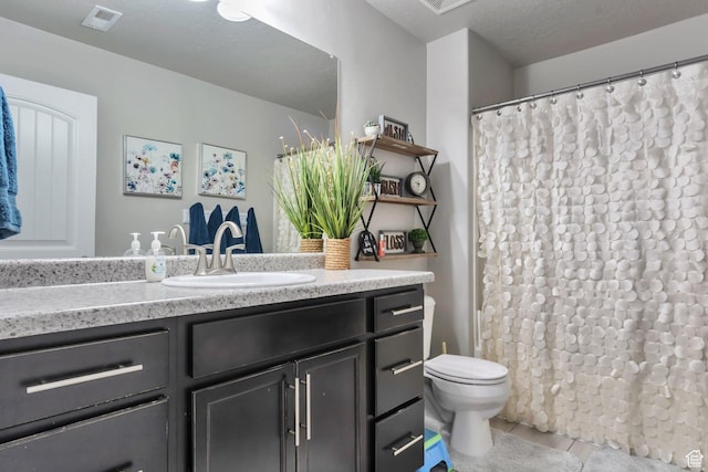 13907 S Birch Leaf W, Herriman, UT 84096 - bathroom featuring a textured ceiling, visible vents, toilet, vanity, and a shower with curtain