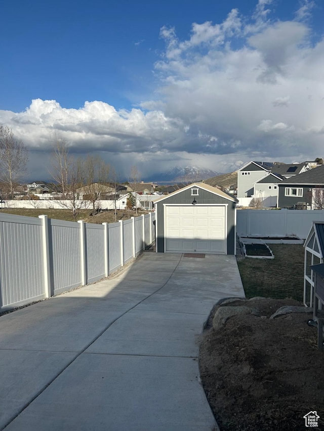 13907 S Birch Leaf W, Herriman, UT 84096 - detached garage with a residential view and fence