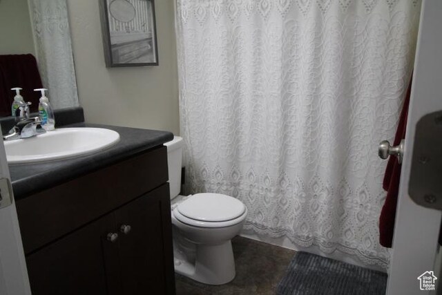 987 W 880 N, American Fork, UT 84003 - full bath with a shower with curtain, toilet, tile patterned flooring, and vanity