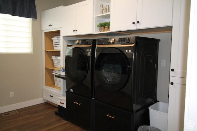 987 W 880 N, American Fork, UT 84003 - clothes washing area with washer and clothes dryer, baseboards, visible vents, cabinet space, and dark wood-style flooring