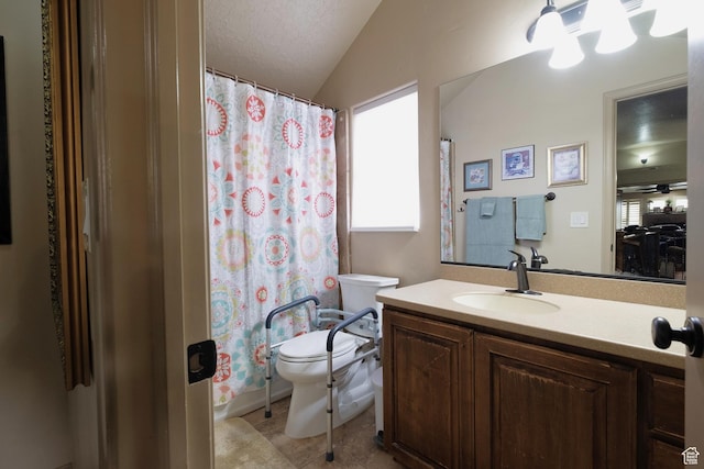 931 E Bramble Way, Washington, UT 84780 - full bath with a textured ceiling, toilet, vanity, a shower with curtain, and vaulted ceiling
