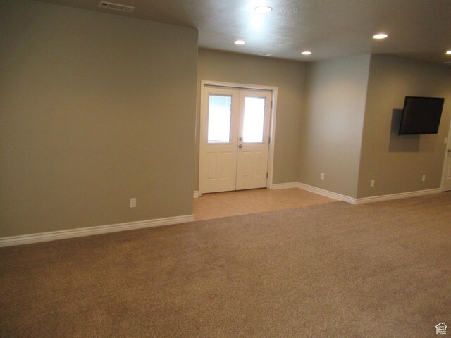 760 S Wellington Dr W, Kaysville, UT 84037 - empty room with light colored carpet, visible vents, baseboards, and recessed lighting