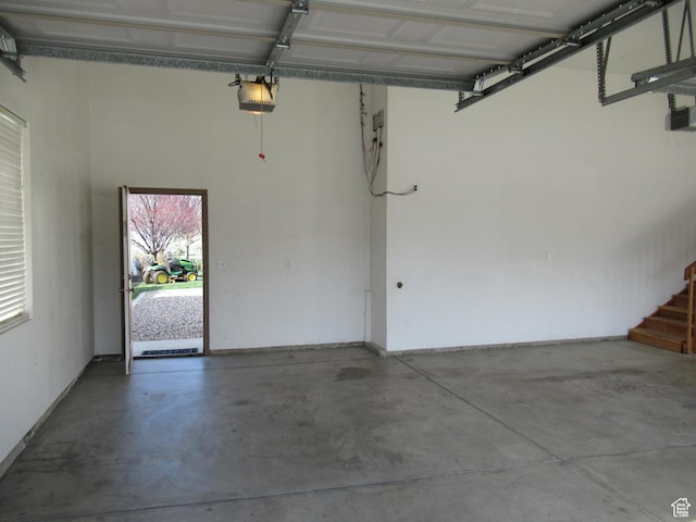 760 S Wellington Dr W, Kaysville, UT 84037 - garage featuring a garage door opener