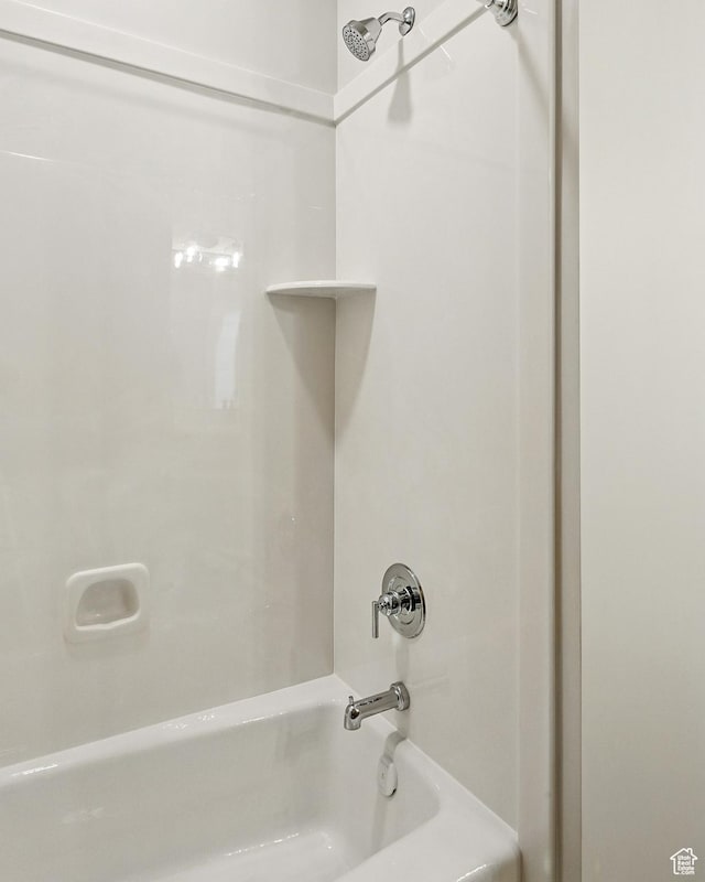 full bathroom featuring shower / washtub combination