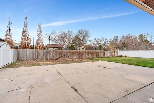 975 N 200 E, Lehi, UT 84043 - view of patio featuring a fenced backyard