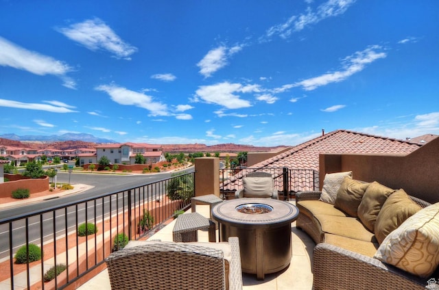 3823 W Dream Cir Unit 120, Santa Clara, UT 84765 - balcony featuring an outdoor living space, a mountain view, and a residential view