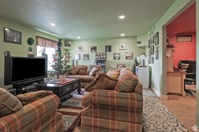 1288 S Pondside Dr, Saratoga Springs, UT 84045 - carpeted living area featuring baseboards and recessed lighting