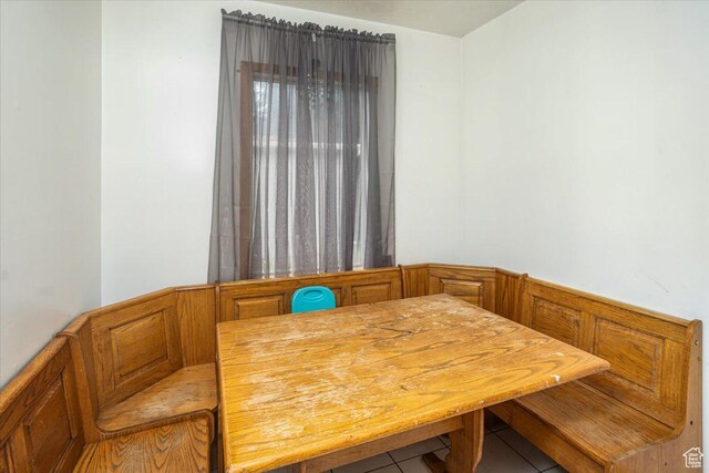 67 N 200 E, Tremonton, UT 84337 - dining area featuring breakfast area and wainscoting