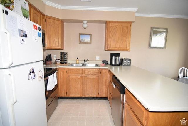 949 N University Ave Unit 19, Provo, UT 84604 - kitchen with light countertops, ornamental molding, stainless steel appliances, a sink, and a peninsula