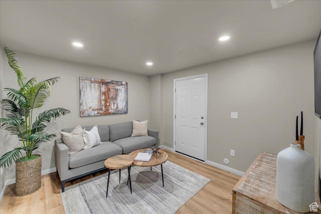 2367 N Monarch Cir E, Cedar City, UT 84721 - living room featuring light wood-style floors, recessed lighting, and baseboards