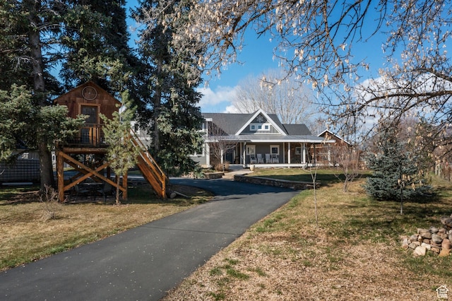 129 S 7200 E, Huntsville, UT 84317 - view of front facade featuring a front yard and covered porch