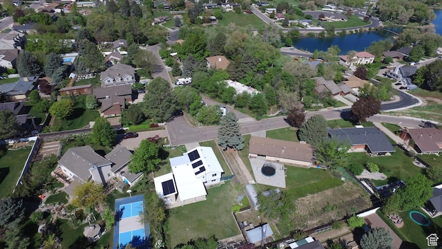 567 S Hazel Dr, Salem, UT 84653 - aerial view of property's location with nearby suburban area and a nearby body of water
