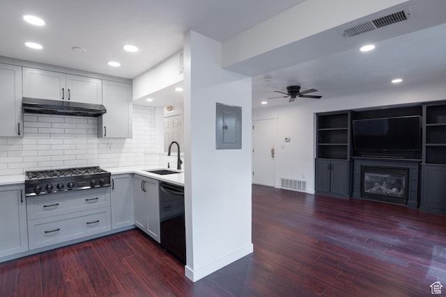 440 E Creekside Cir S Unit B, Murray, UT 84107 - kitchen with gas cooktop, under cabinet range hood, a sink, visible vents, and black dishwasher